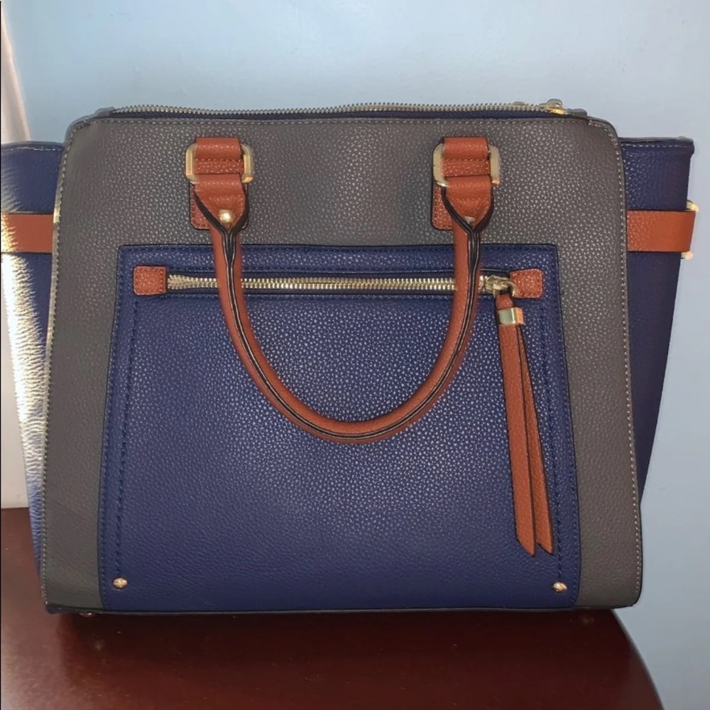 Cute & Useful light handbag